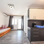 Apartman Por *