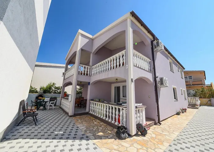 Apartamento Por *